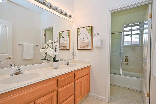 4541 Sweetgale Dr, San Ramon, CA 94582