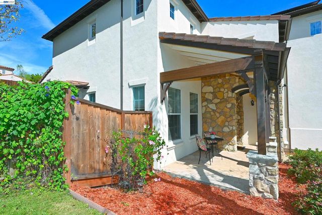 4541 Sweetgale Dr, San Ramon, CA 94582