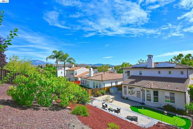 4541 Sweetgale Dr, San Ramon, CA 94582