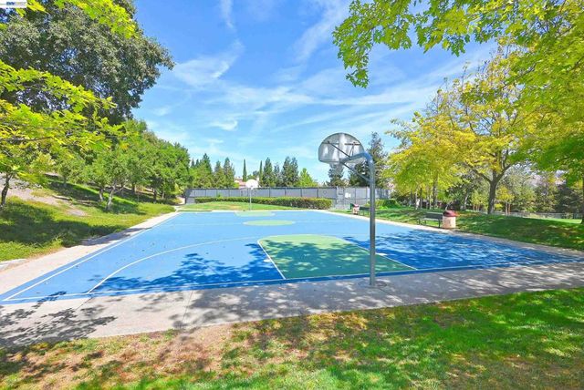 4541 Sweetgale Dr, San Ramon, CA 94582