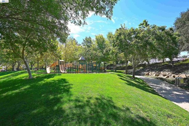 4541 Sweetgale Dr, San Ramon, CA 94582
