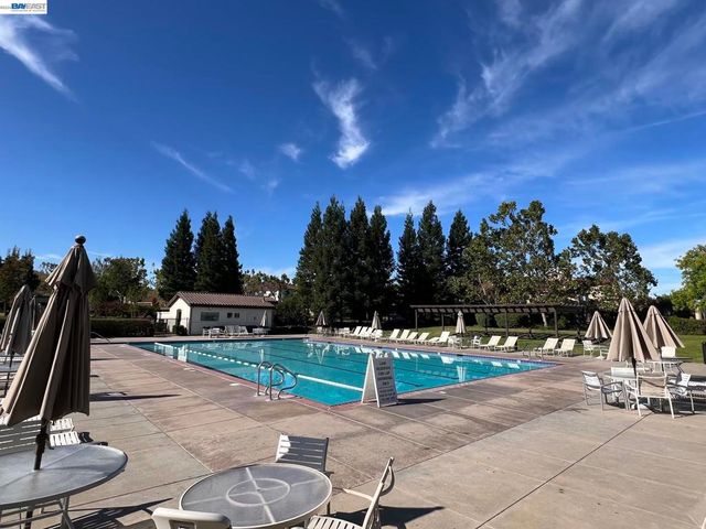 4541 Sweetgale Dr, San Ramon, CA 94582