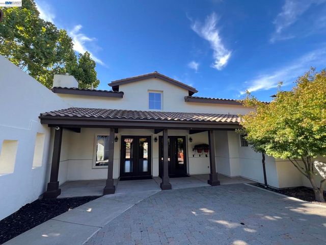 4541 Sweetgale Dr, San Ramon, CA 94582