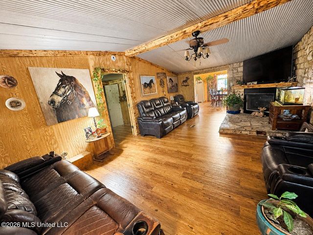 129 Humphrey Road, Holly Springs, MS 38635