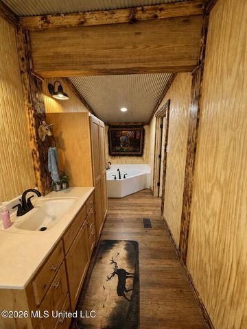 129 Humphrey Road, Holly Springs, MS 38635