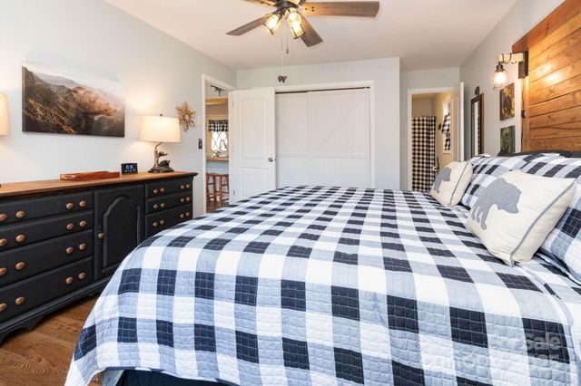 34 Oakridge Drive, Maggie Valley, NC 28751