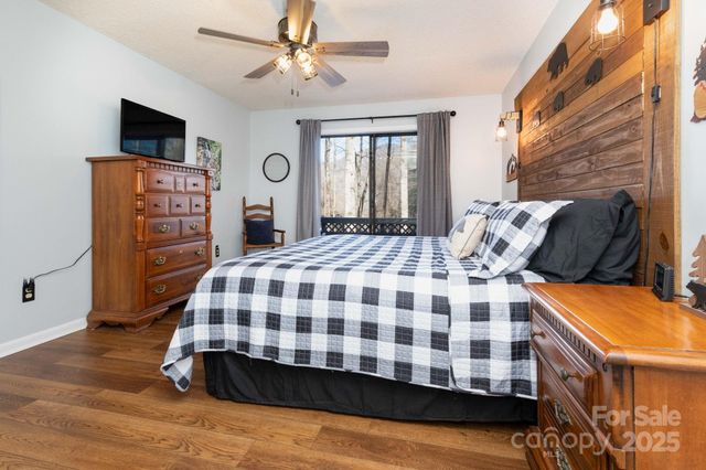 34 Oakridge Drive, Maggie Valley, NC 28751