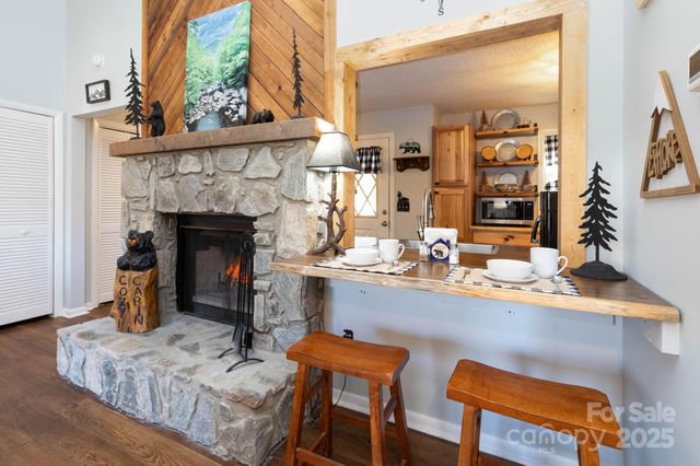 34 Oakridge Drive, Maggie Valley, NC 28751