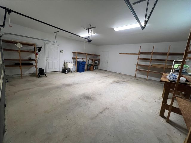 826 Savannah CV, Elgin, TX 78621