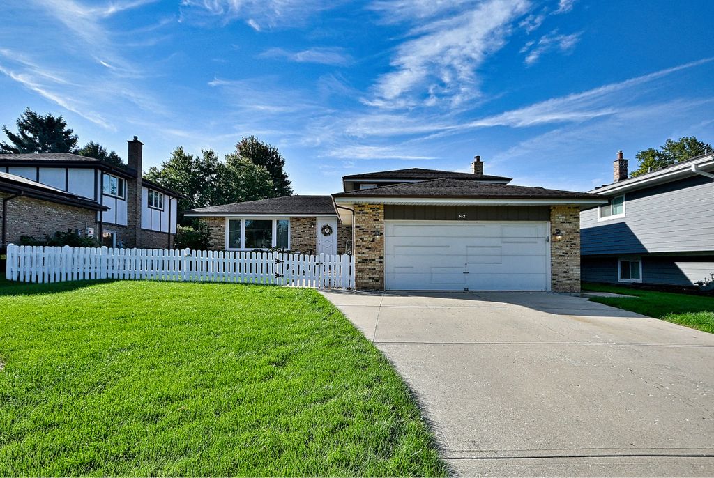 542 W Armitage Avenue, Elmhurst, IL 60126 — exterior
