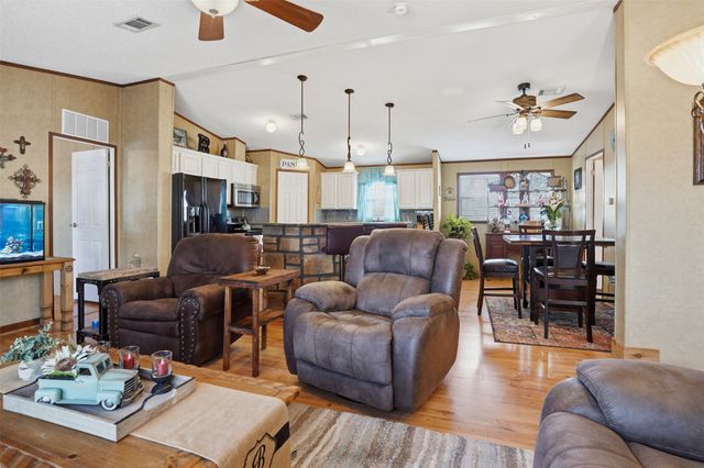 224 Cactus Ridge Court, Springtown, TX 76082