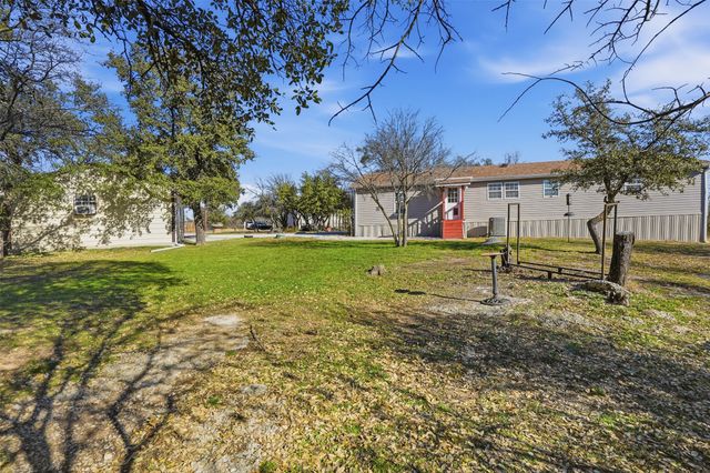 224 Cactus Ridge Court, Springtown, TX 76082