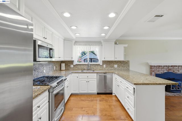 44 Fircrest Ct, San Ramon, CA 94583