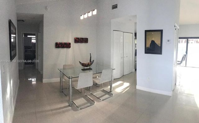 725 NW 135th Ct, Miami, FL 33182