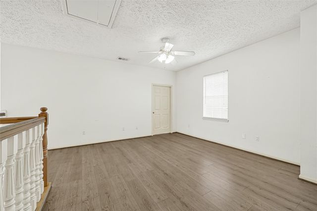 10535 Emnora Lane, Houston, TX 77043