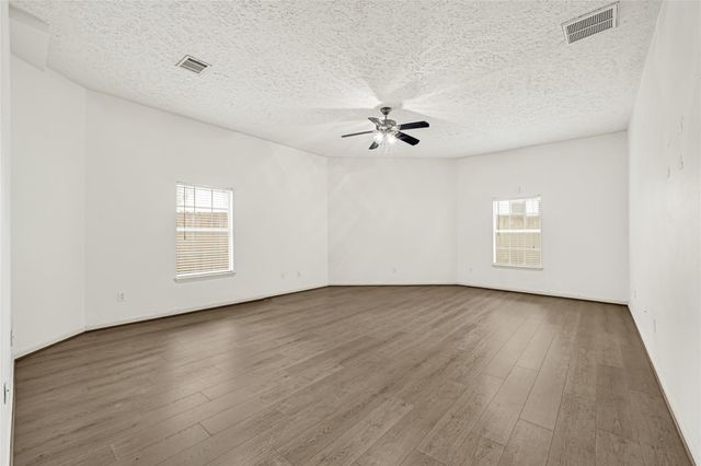 10535 Emnora Lane, Houston, TX 77043