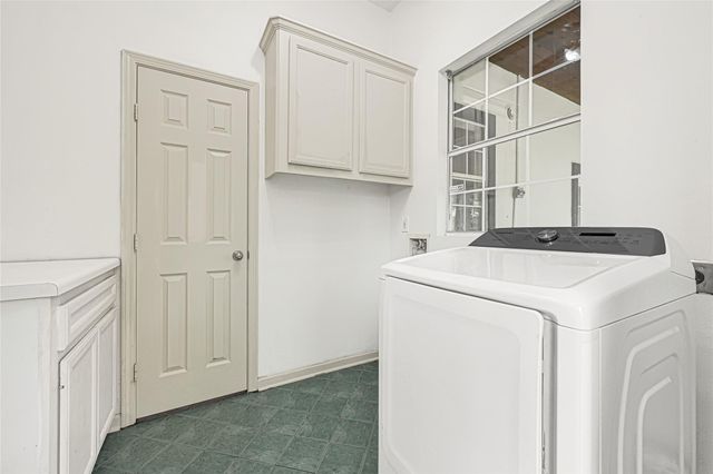 10535 Emnora Lane, Houston, TX 77043
