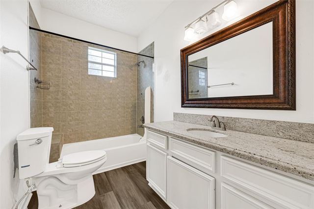 10535 Emnora Lane, Houston, TX 77043