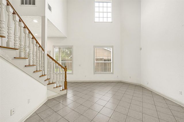 10535 Emnora Lane, Houston, TX 77043
