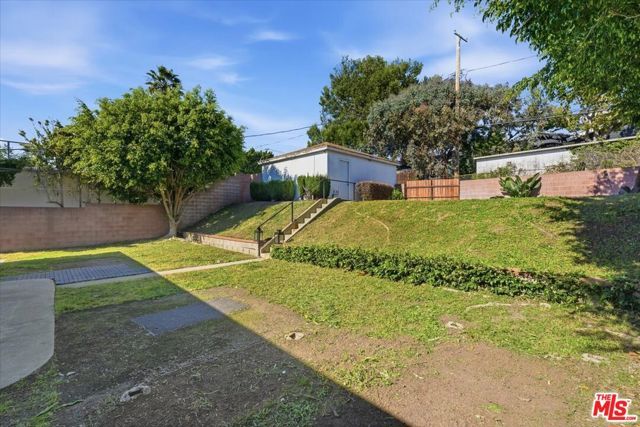 3324 Beethoven Street, Los Angeles, CA 90066