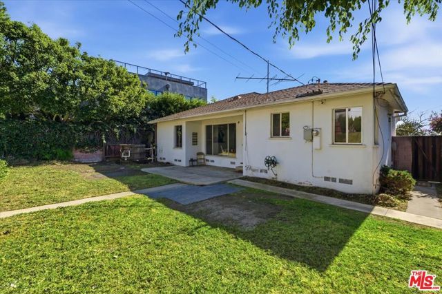 3324 Beethoven Street, Los Angeles, CA 90066