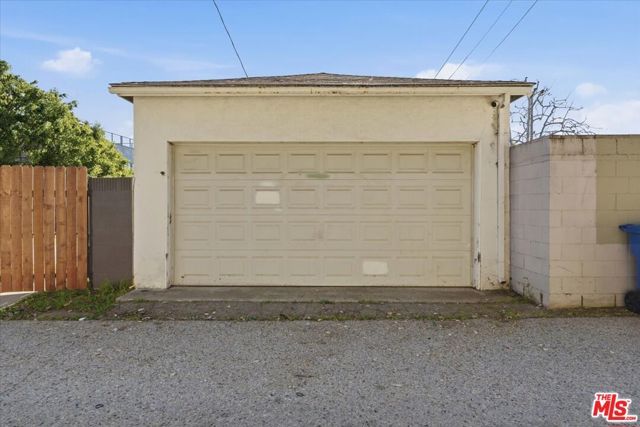 3324 Beethoven Street, Los Angeles, CA 90066