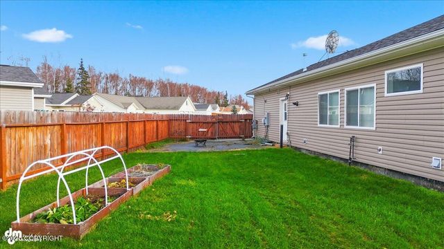 488 W Goldenwood Street, Wasilla, AK 99654