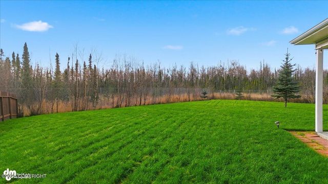 488 W Goldenwood Street, Wasilla, AK 99654