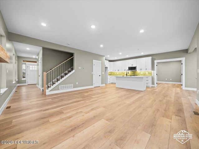 850 N Blue Atlas Circle, Palmer, AK 99645