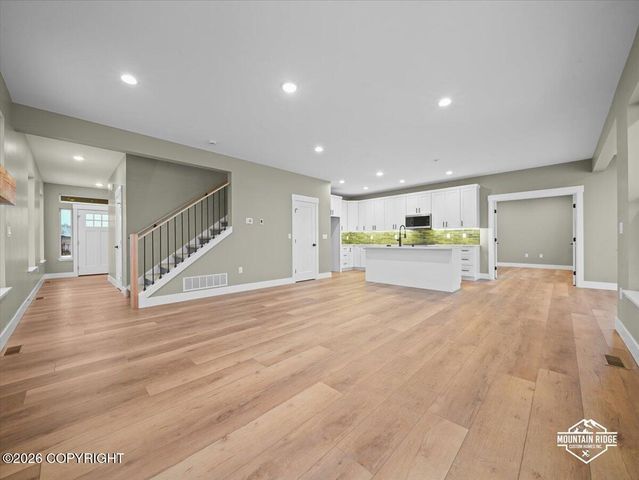 850 N Blue Atlas Circle, Palmer, AK 99645