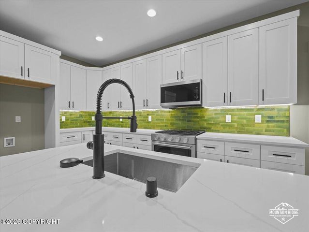 850 N Blue Atlas Circle, Palmer, AK 99645