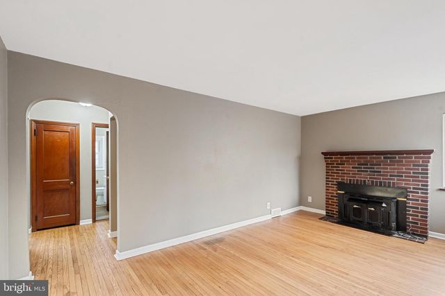 60 PALETHORPE AVE, Clementon, NJ 08021