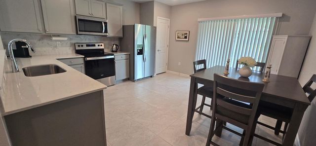 8351 SW 54TH LOOP, Ocala, FL 34481