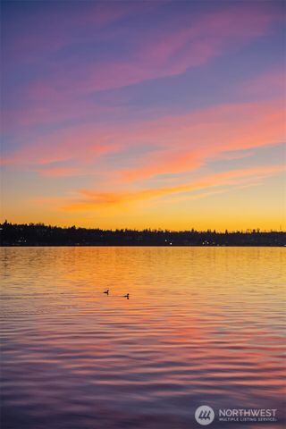 8025 W Mercer Way, Mercer Island, WA 98040