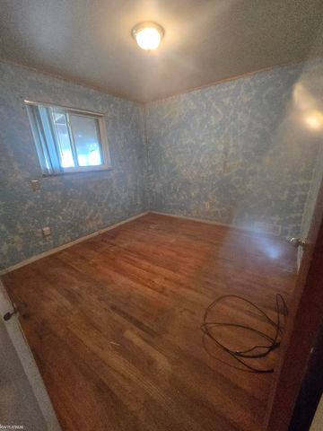 19405 Opal Street, Clinton Twp, MI 48035