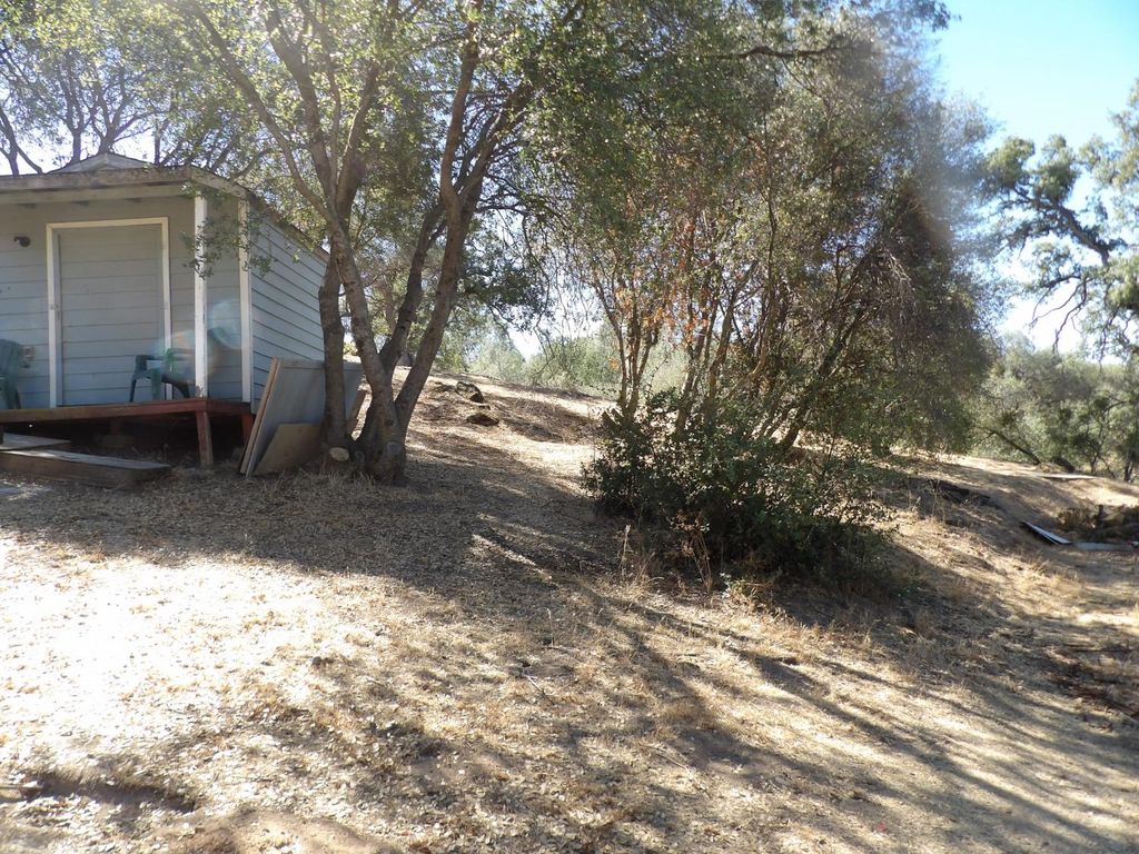 Image 12 of property listing at 35229 Ocb Mine Road, Coarsegold, CA 93614