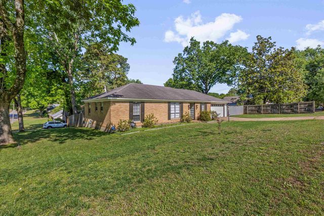 3379 CANYON RD, Memphis, TN 38134