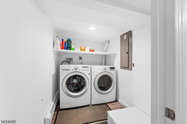 87 N Bertrand Rd, Mount Arlington Boro, NJ 07856