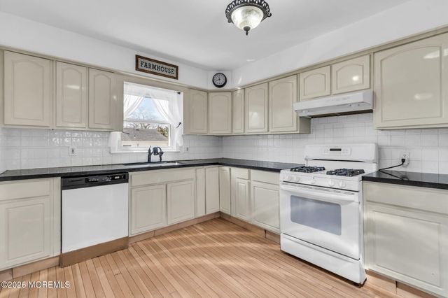 363 Constitution Drive, Forked River, NJ 08731