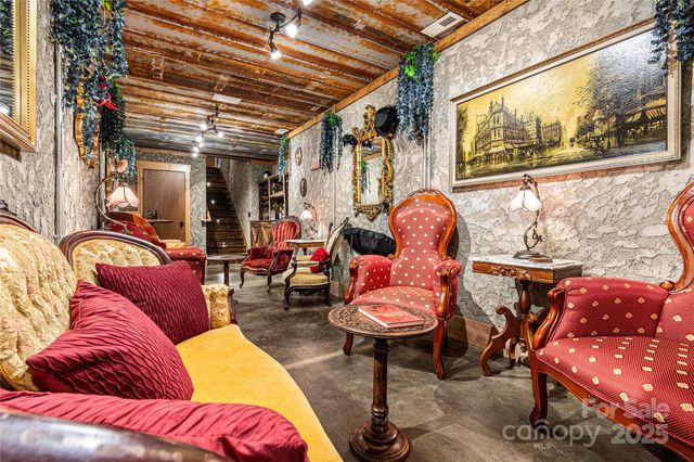 142 Brook Trout Trail, Cashiers, NC 28717