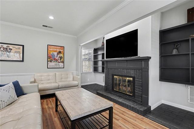 7070 Glenridge Drive, Atlanta, GA 30328