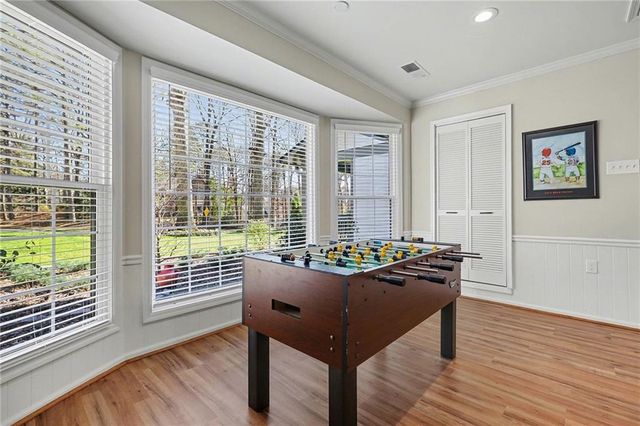 7070 Glenridge Drive, Atlanta, GA 30328