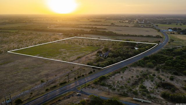 13407 FM 1346, St Hedwig, TX 78152