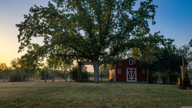 13407 FM 1346, St Hedwig, TX 78152