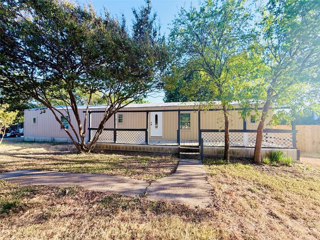 900 Stephie Ann Court, Arlington, TX 76002