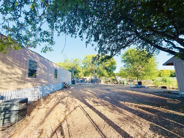 900 Stephie Ann Court, Arlington, TX 76002