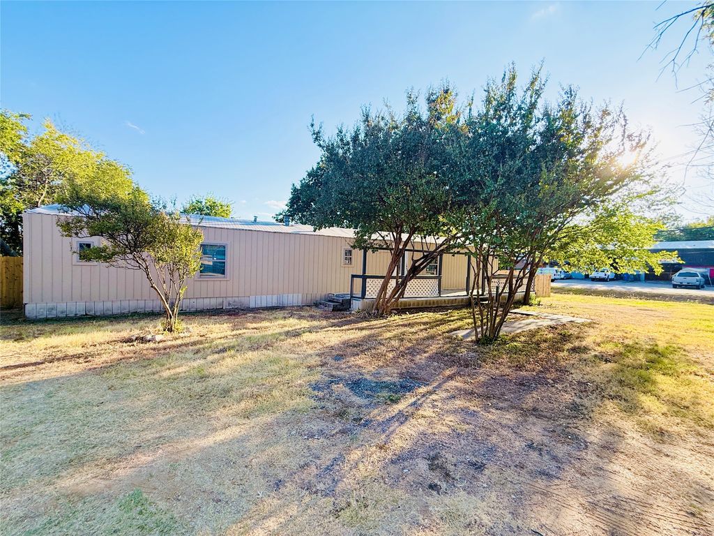 900 Stephie Ann Court, Arlington, TX 76002 — photo 4