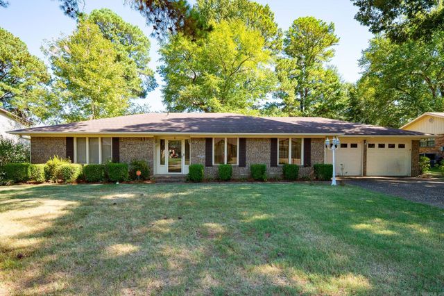 6 Club Road, Jacksonville, AR 72076