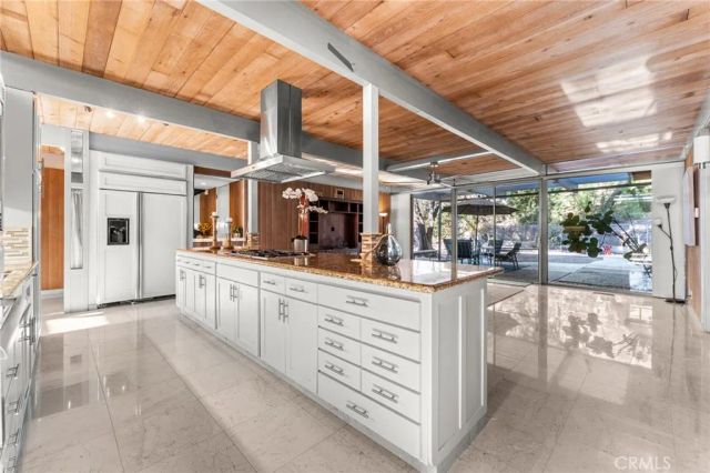 1595 Cherokee Road, Corona, CA 92881