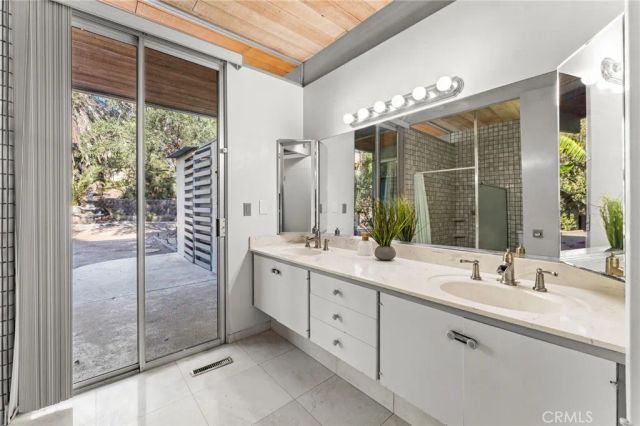 1595 Cherokee Road, Corona, CA 92881